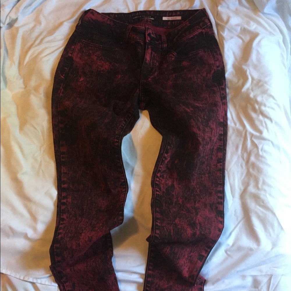 Lovesick burgundy skinny jeans.